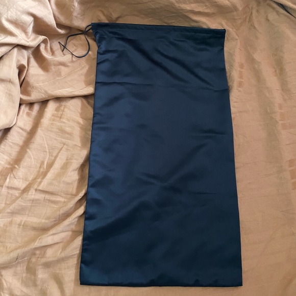 Prada - Picture 8 of 11